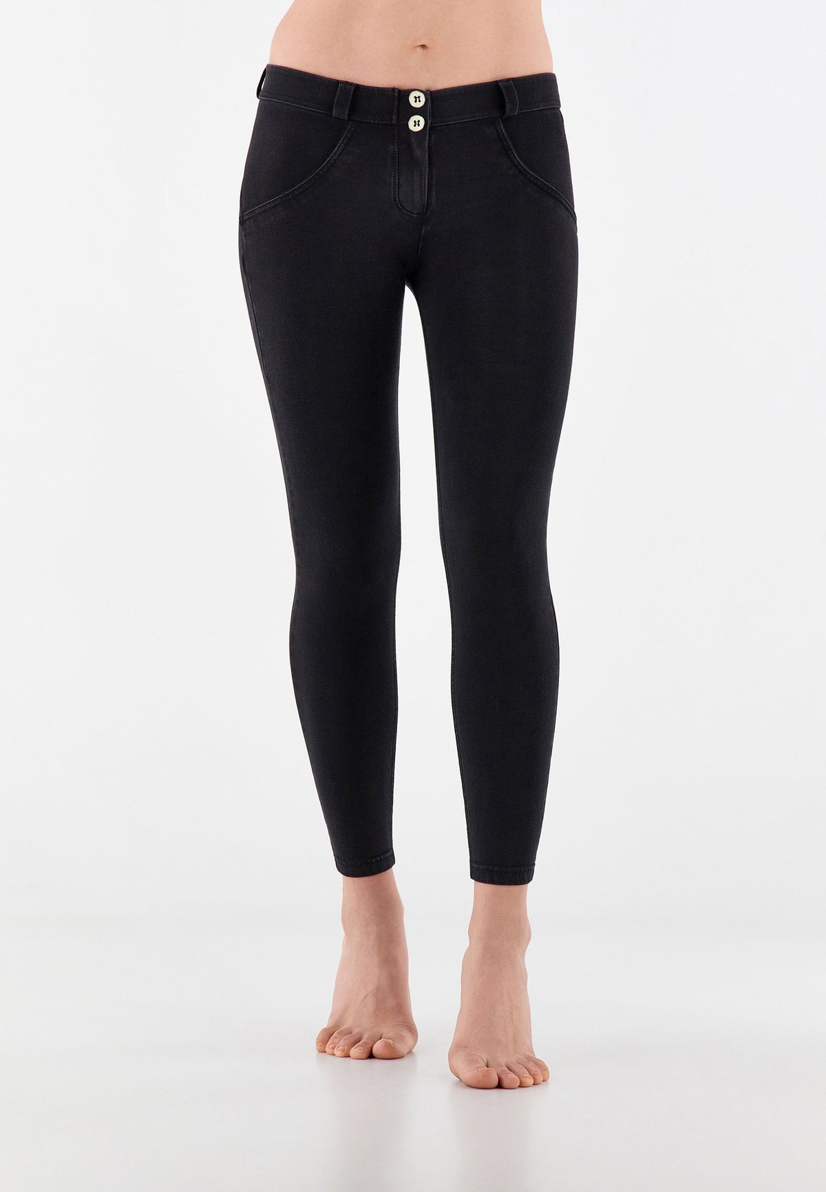 WR.UP Push-Up Regular Waist Skinny 7/8 Denim Jeans - Denim Black - Black Seam
